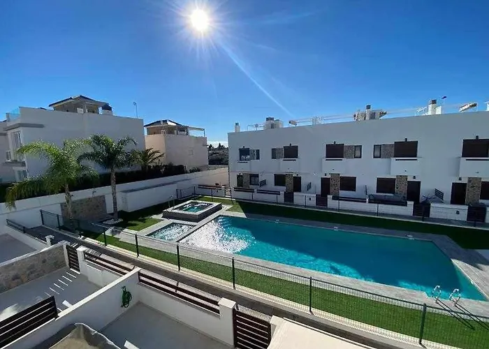 Magnifica 3 En Torrevieja